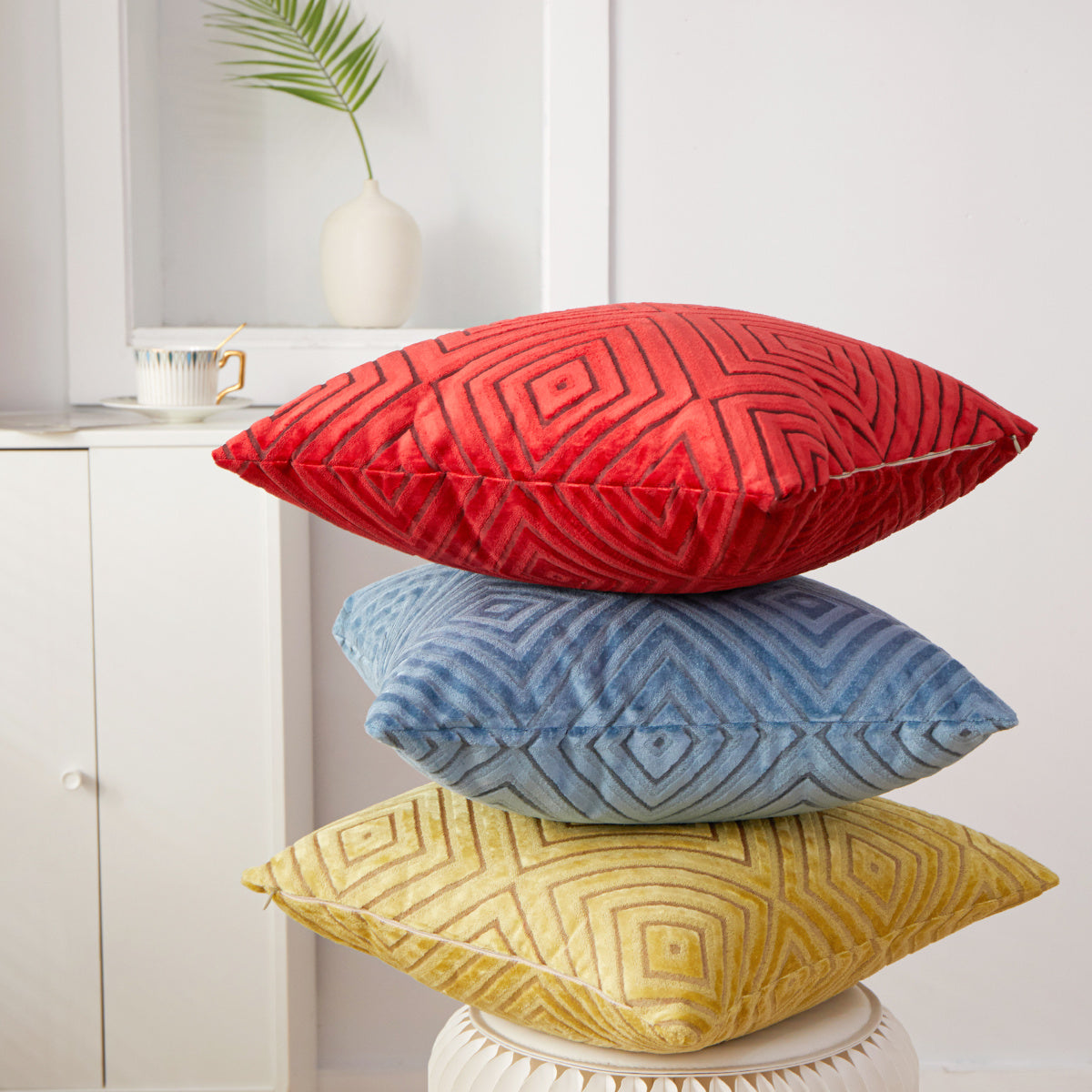 Set of 2 Soft Warm Decorative Pillow (With/Without Inserts)18x18 inches, pack of 2 throw pillows