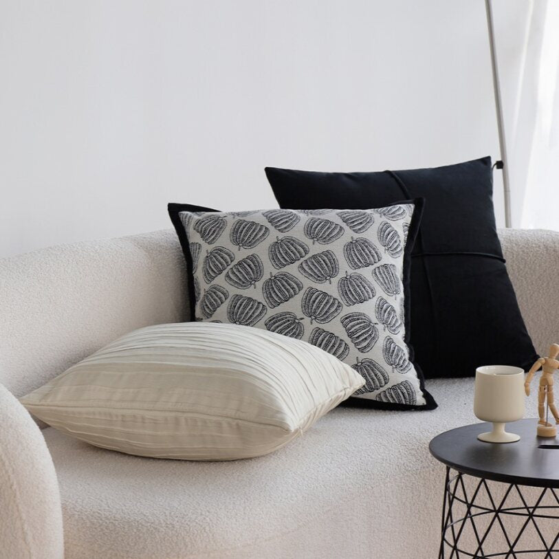 Tranquil Touches: Pack of 1 Throw Pillow with Insert size of 18"x18"