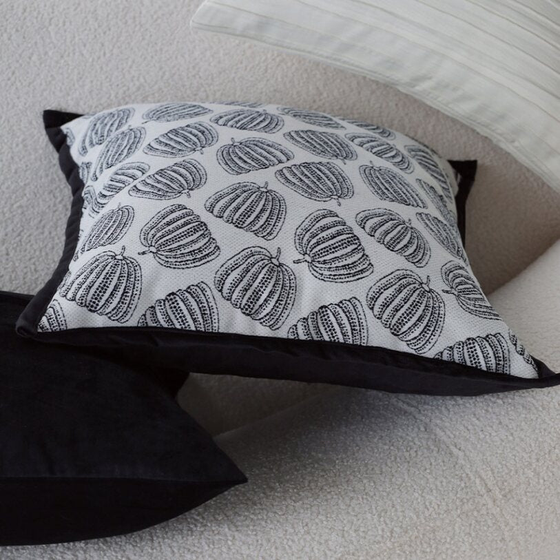 Tranquil Touches: Pack of 1 Throw Pillow with Insert size of 18"x18"
