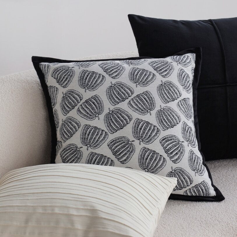 Tranquil Touches: Pack of 1 Throw Pillow with Insert size of 18"x18"