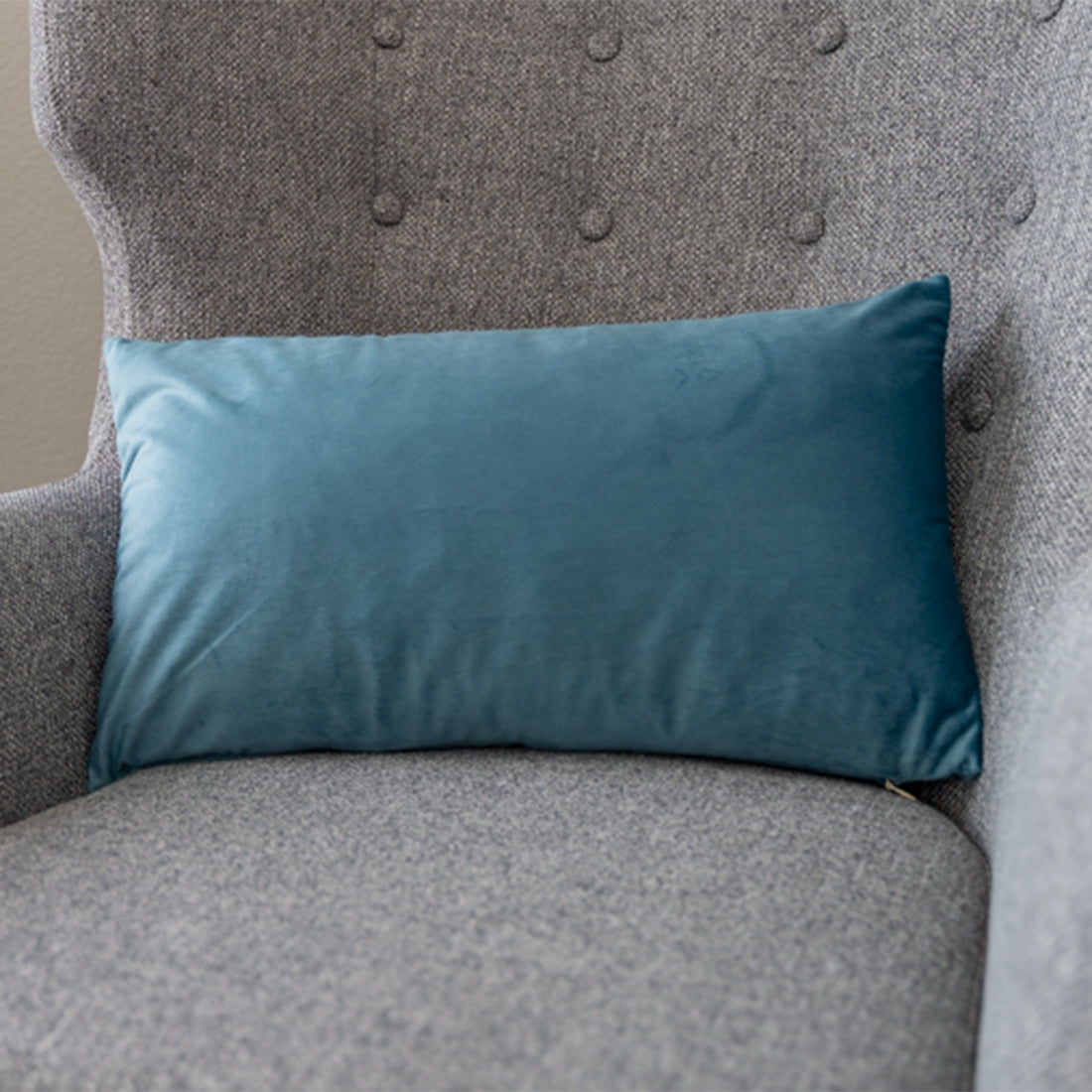 Set of 2 Velvet Throw Pillow, Decorative Pillowcases Solid Colors (With/Without Inserts) 4 sizes to choose from