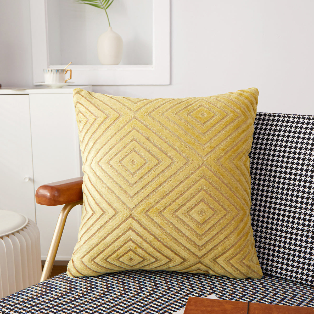 Set of 2 Soft Warm Decorative Pillow (With/Without Inserts)18x18 inches, pack of 2 throw pillows
