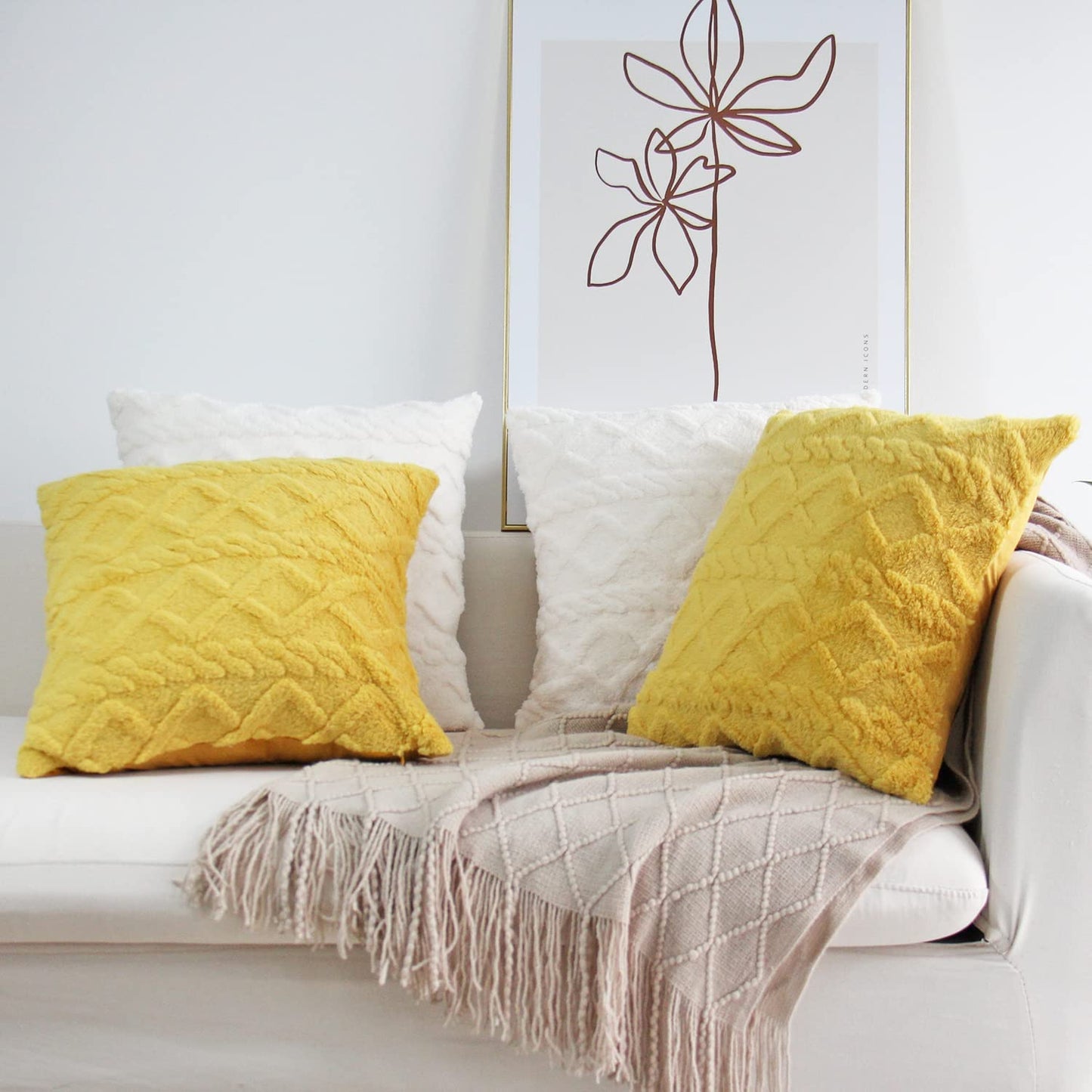 Throw pillow SUPER SOFT 3D FLORAL PATTERN Fur Pack of 1 throw pillow WITH or WITHOUT insert 18"x18"