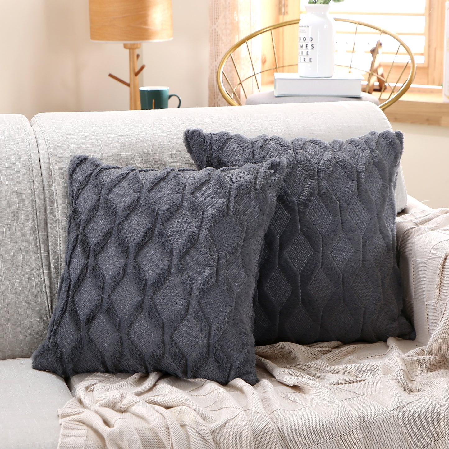 [IN-1X125-1 pinkD] 18"x18" Throw Pillow FULL set of cover and insert  Wide Variety of Colors ) (double Sided)