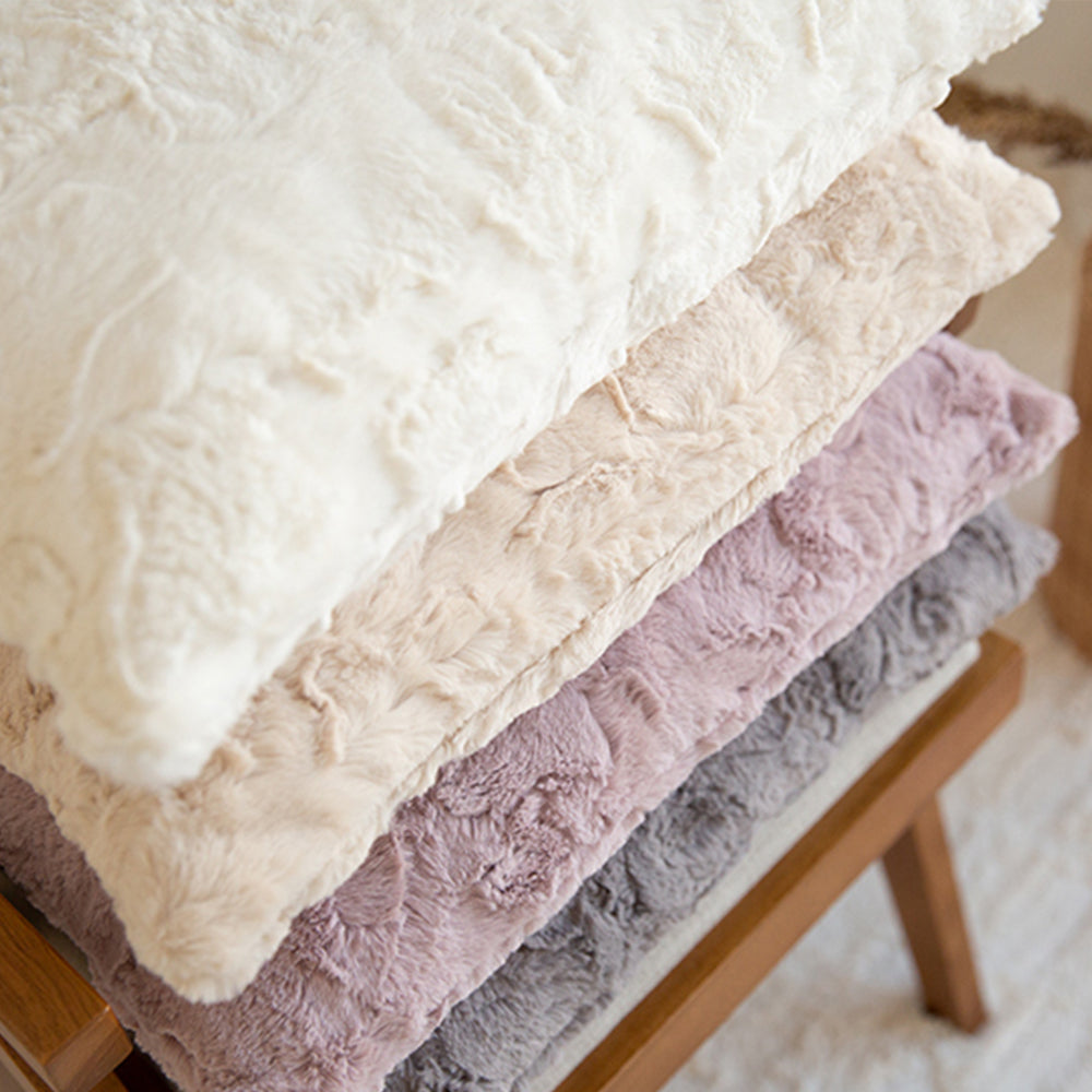 [IN2XC1 white] Pack of 2 Double sides furry throw pillow case and insert great to snuggle